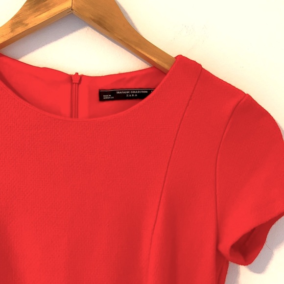 ZARA Orange jumpsuit with buckles on the waist. - Picture 5 of 5